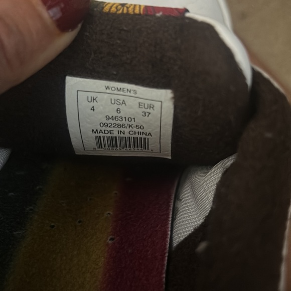 Gwen Stefani L.A.M.B. White tennis shoes - Picture 5 of 11